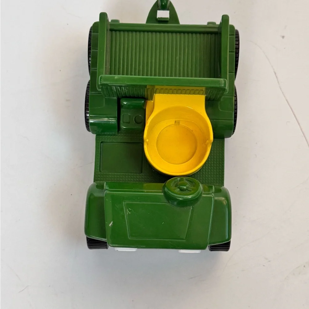 John Deere RC2 Farm Tractor And Dump Trailer and Gator Toy Set
